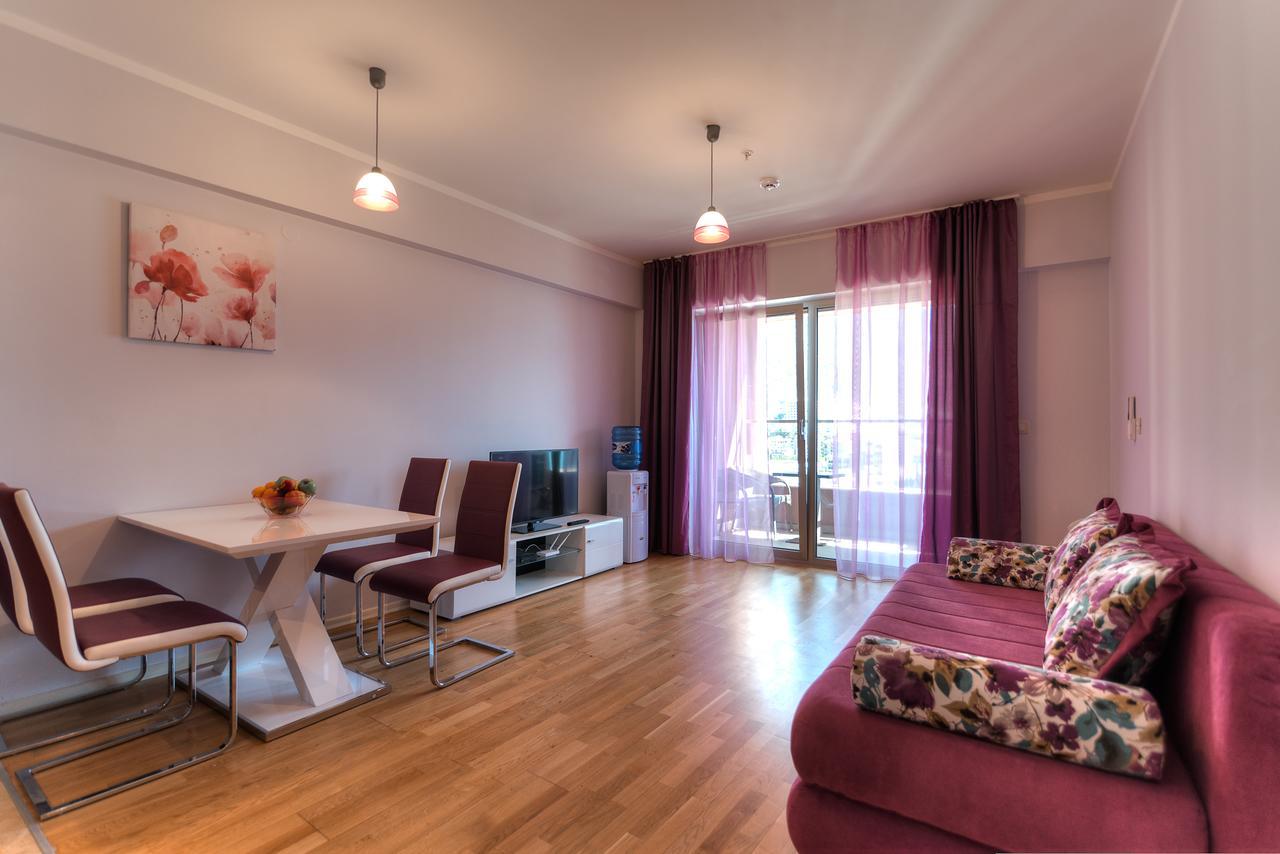 בודווה Apartments Harmonia Colours מראה חיצוני תמונה