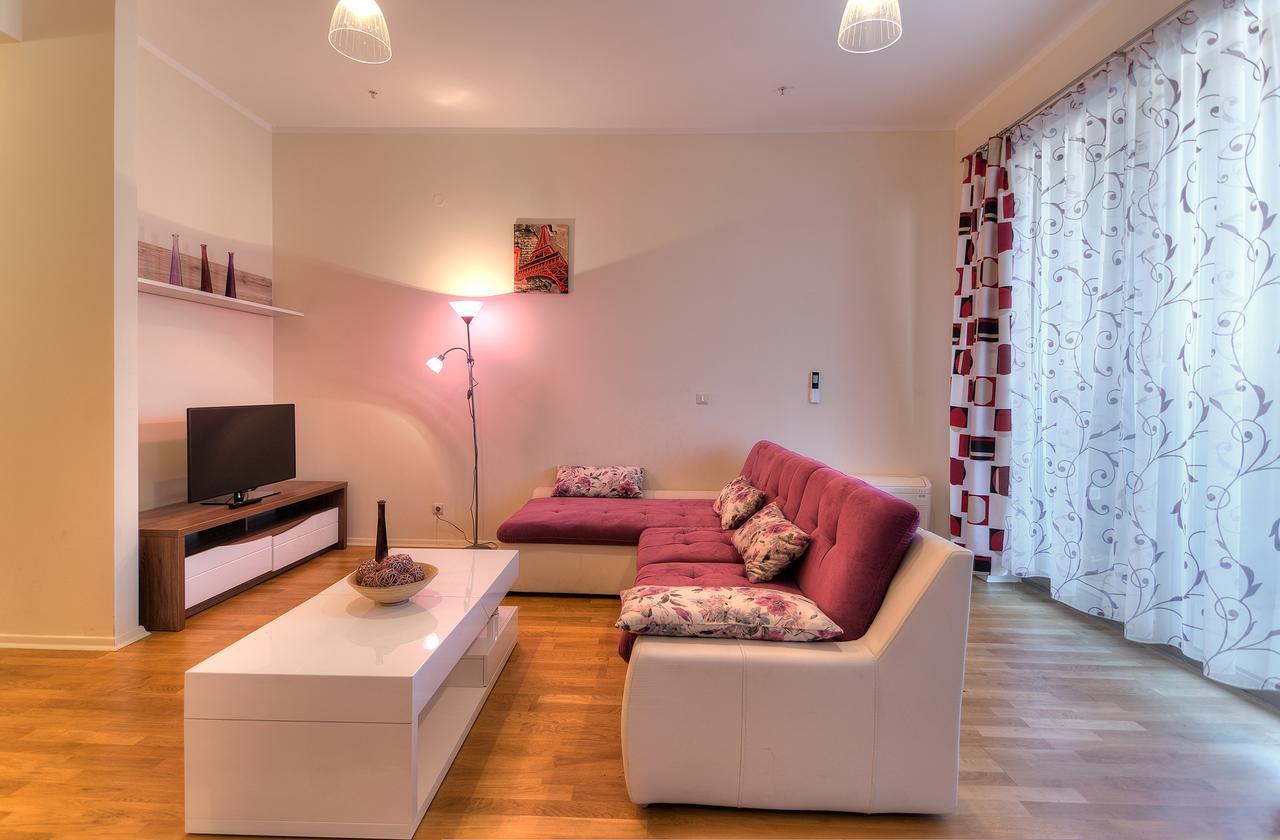 בודווה Apartments Harmonia Colours מראה חיצוני תמונה