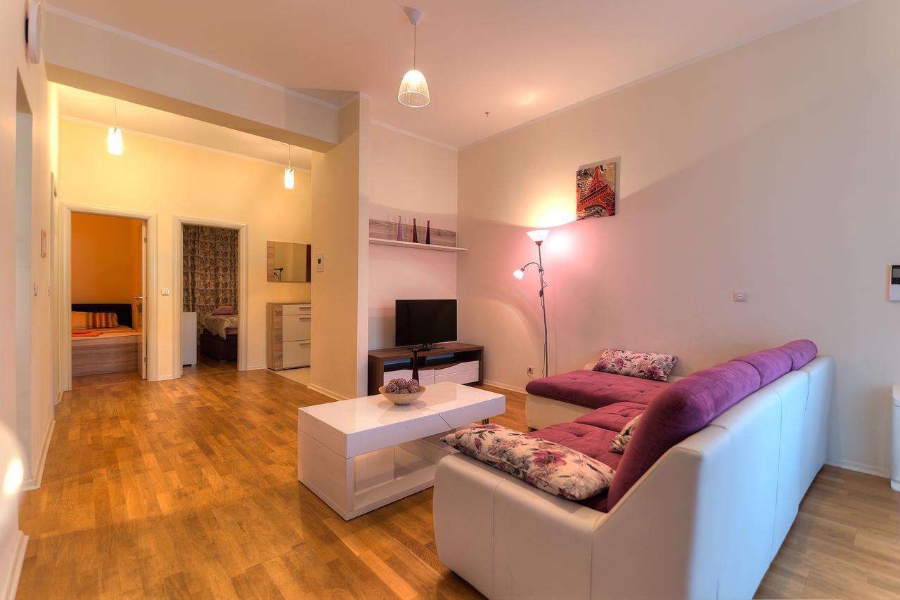 בודווה Apartments Harmonia Colours מראה חיצוני תמונה