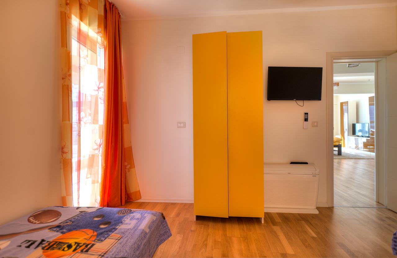 בודווה Apartments Harmonia Colours מראה חיצוני תמונה
