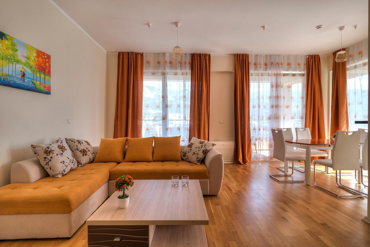 בודווה Apartments Harmonia Colours מראה חיצוני תמונה