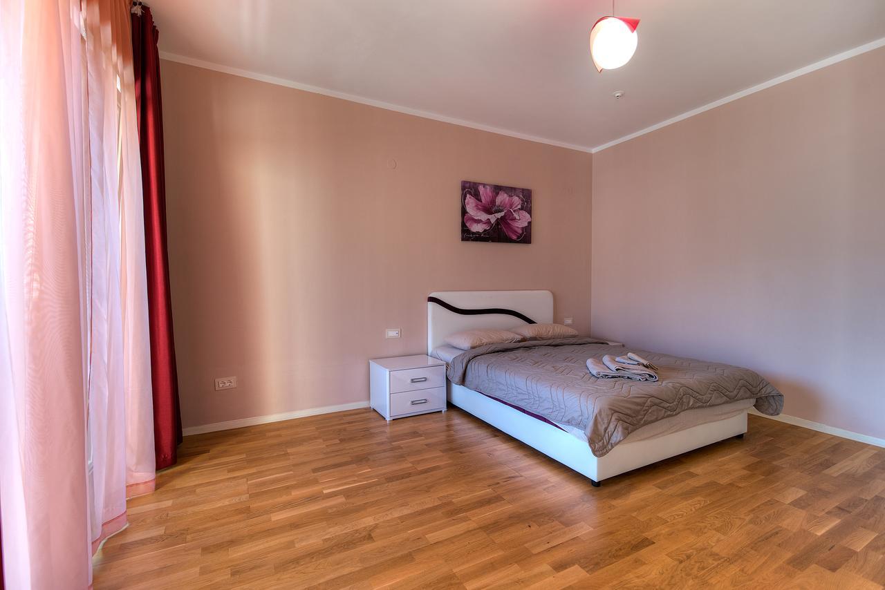 בודווה Apartments Harmonia Colours מראה חיצוני תמונה