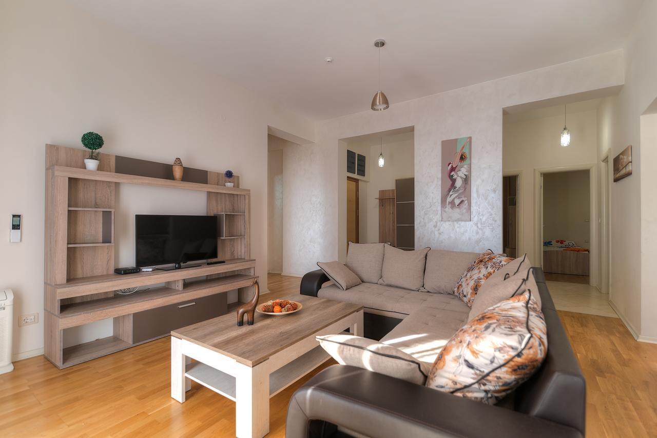 בודווה Apartments Harmonia Colours מראה חיצוני תמונה