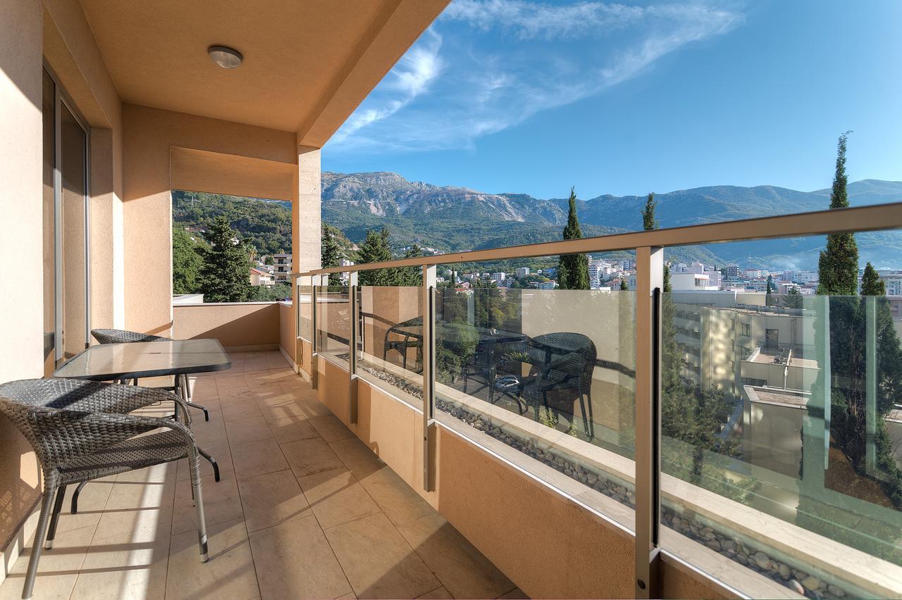 בודווה Apartments Harmonia Colours מראה חיצוני תמונה